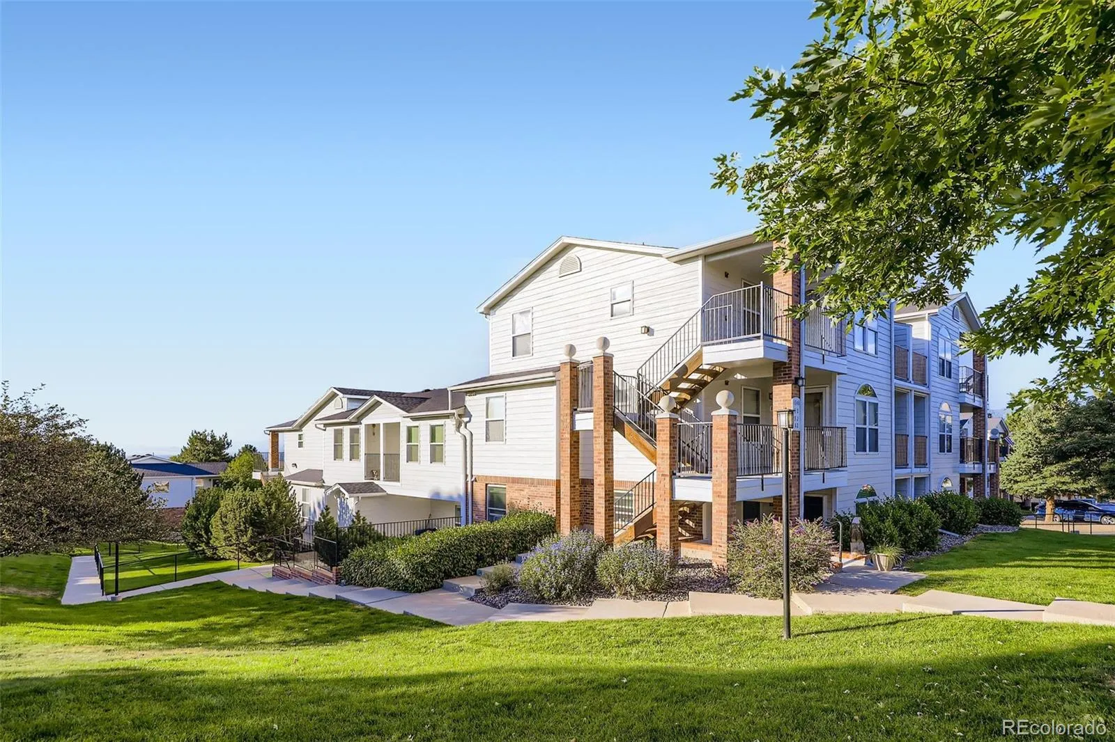 Lakewood Vista