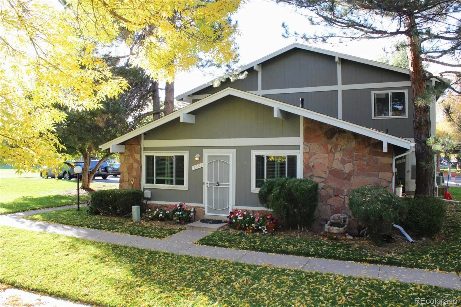 Hallcrafts Village East