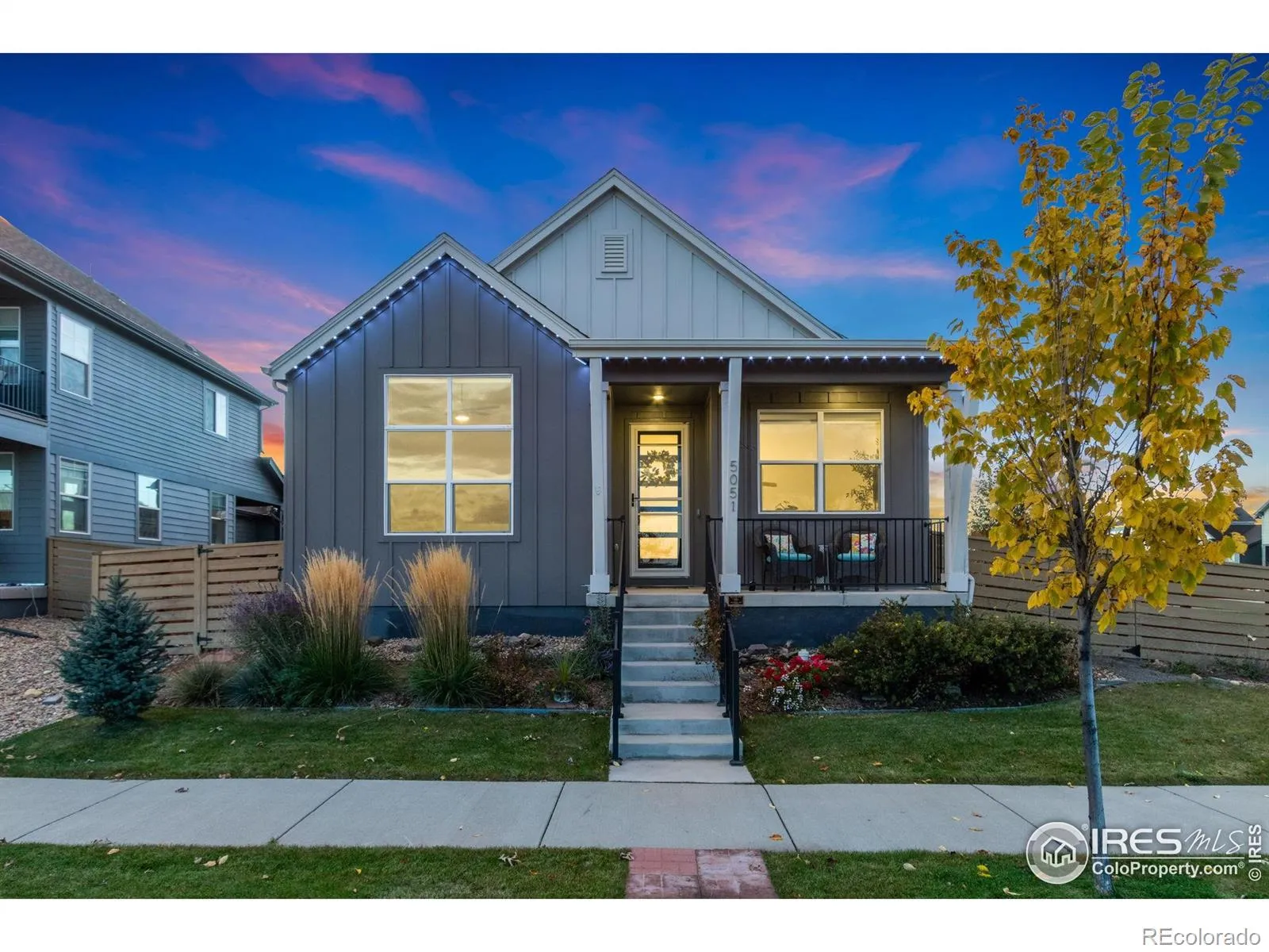 Trailside on Harmony