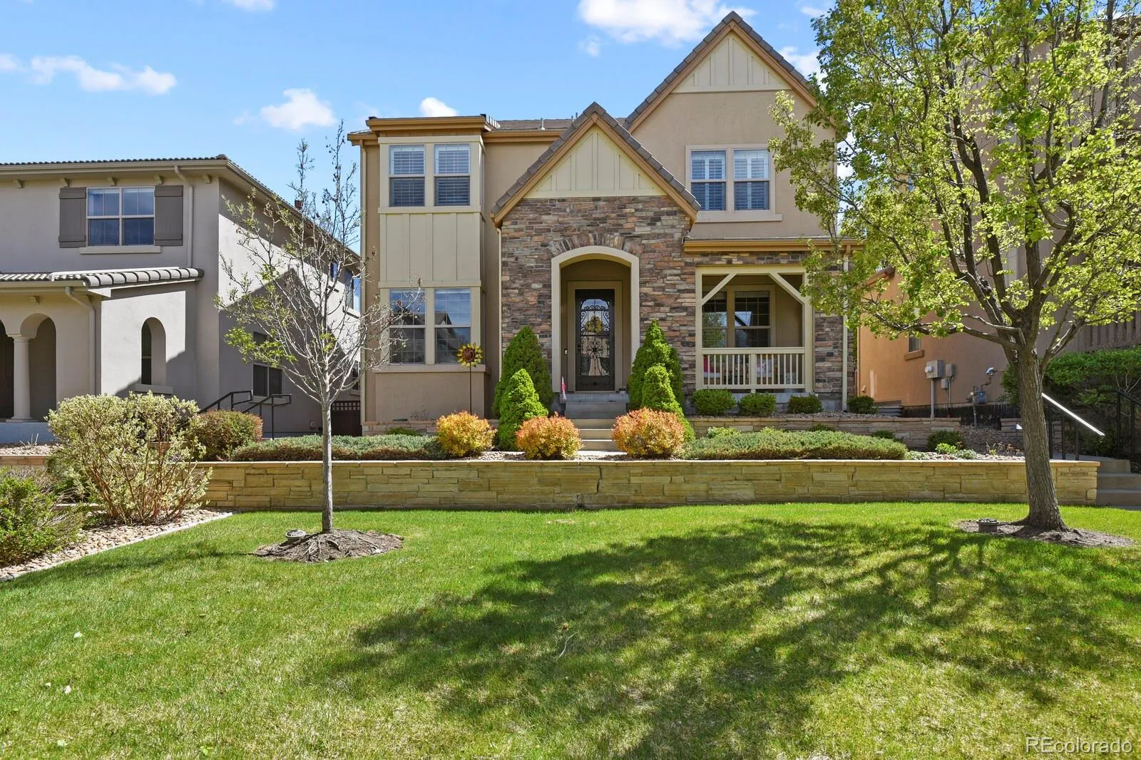 Ridgegate West Village