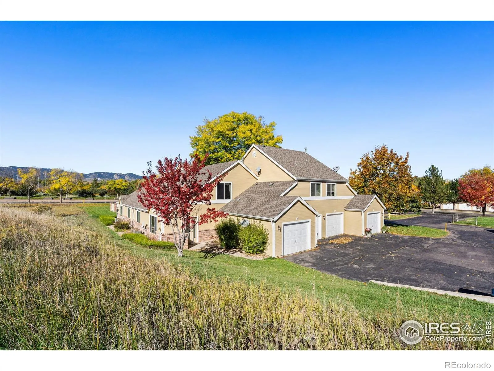 Windtrail Park Condos