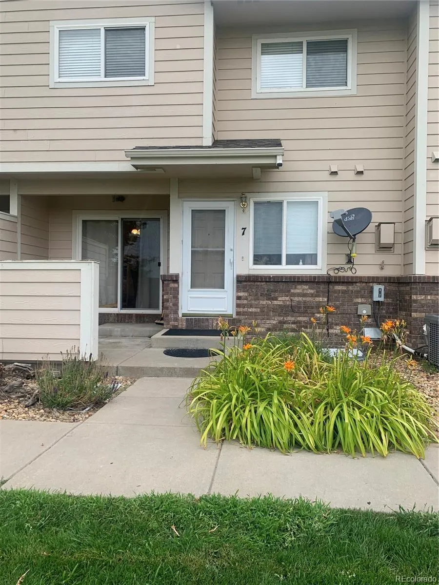 Riverbend at Mill Village condos