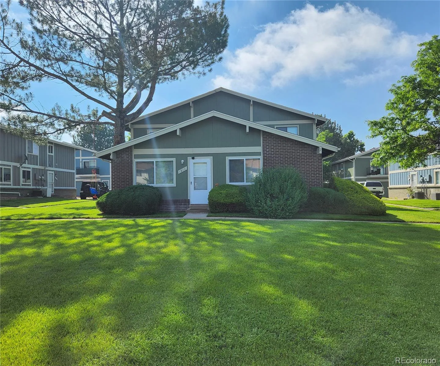 Hallcrafts Village East