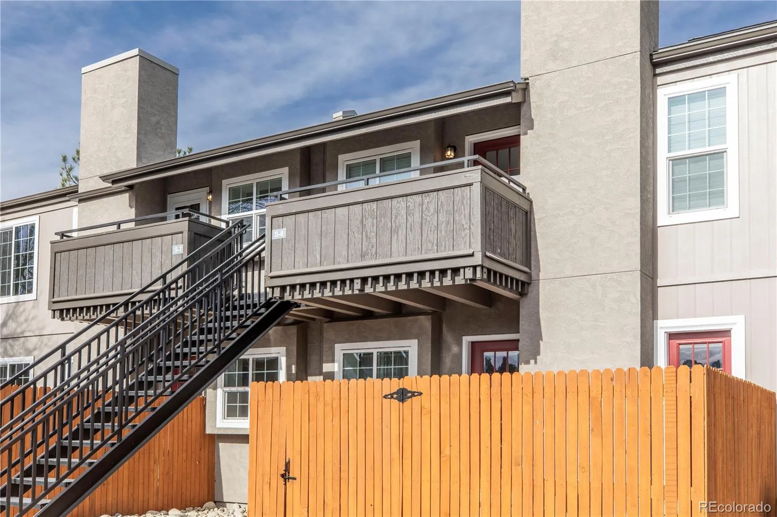 The Glenn Oaks Condos-2256