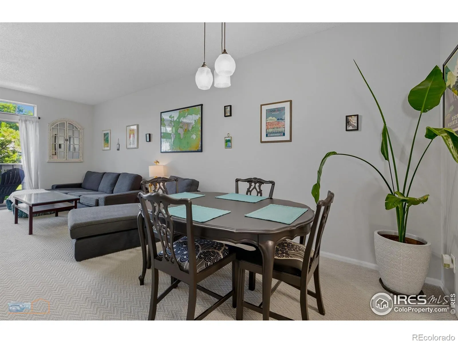 Country Club Greens Condos