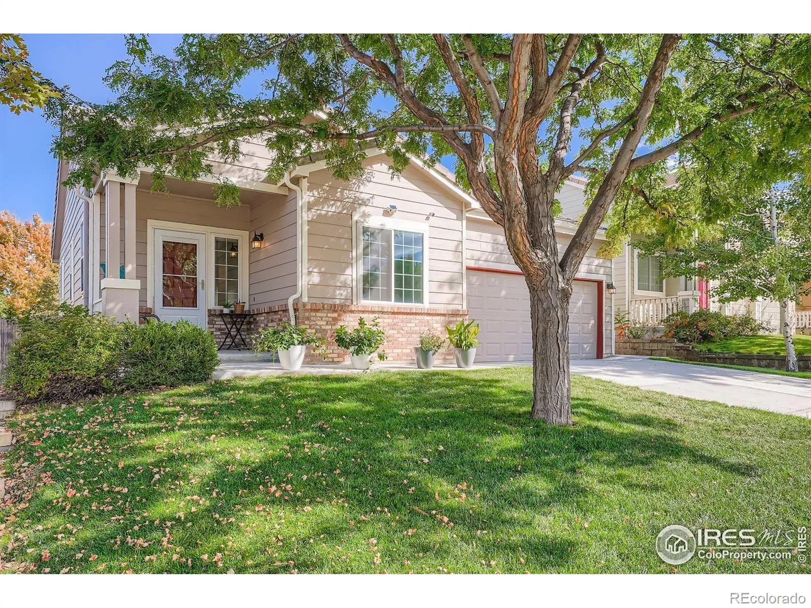 The Bluffs At Saddle Rock Ridge Sub