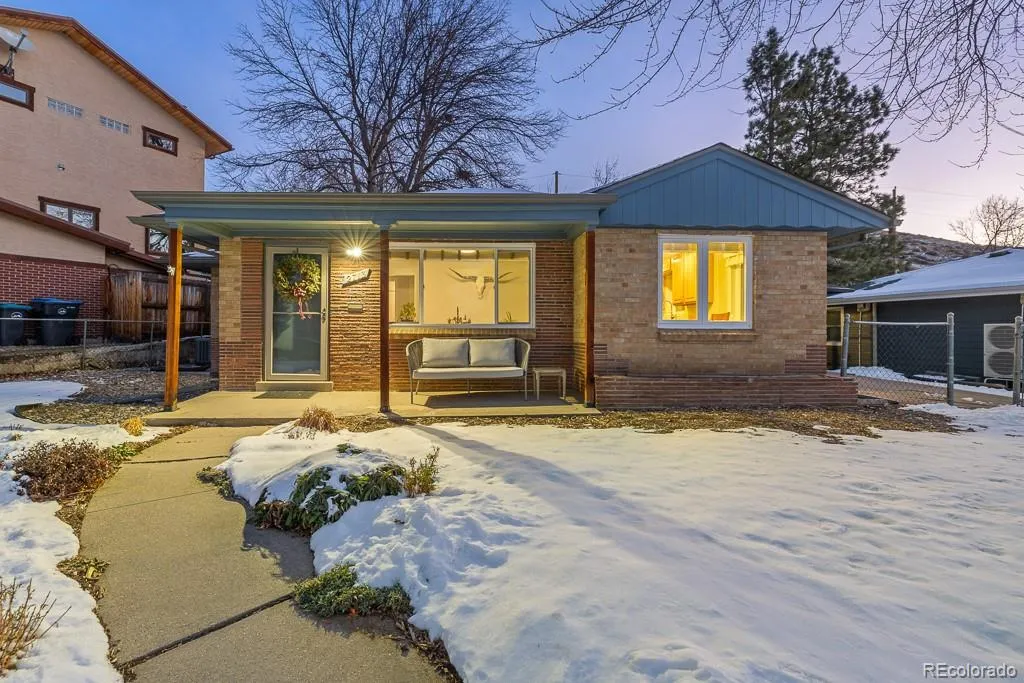 Golden Proper Bunzel