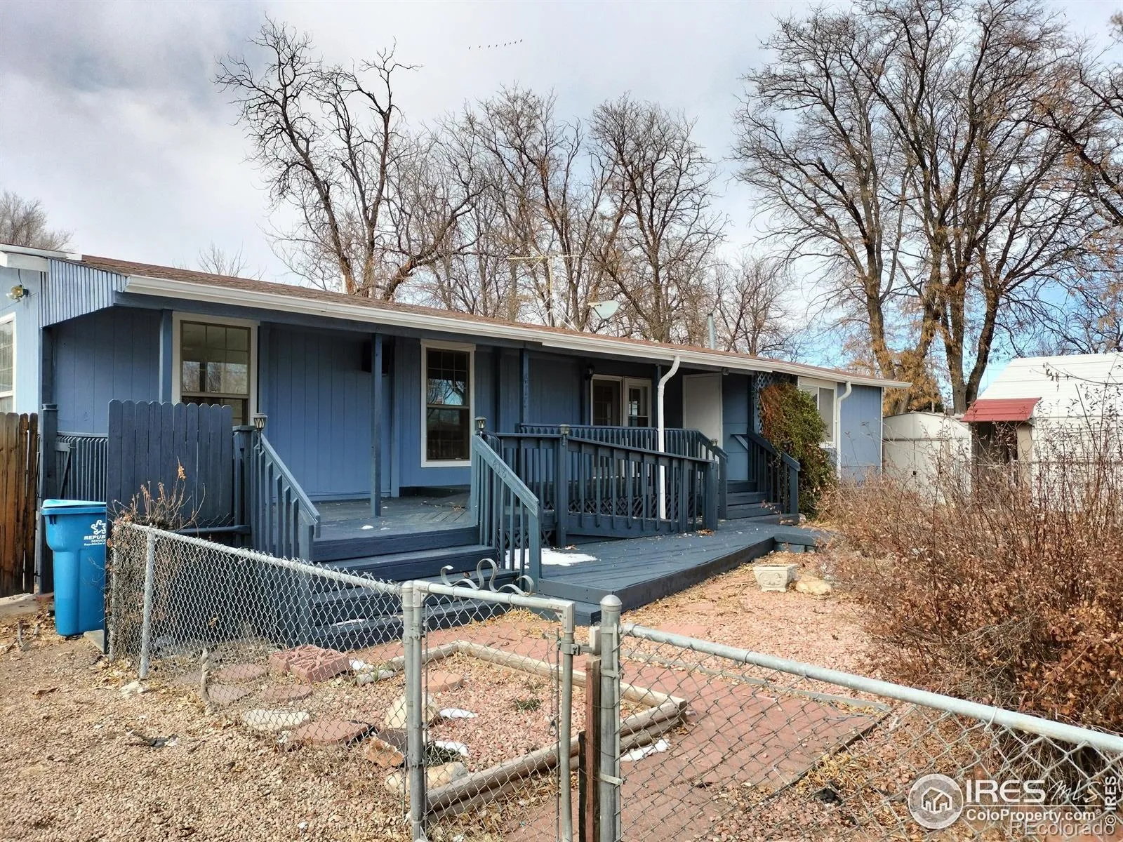 Spacious Living Filing 04