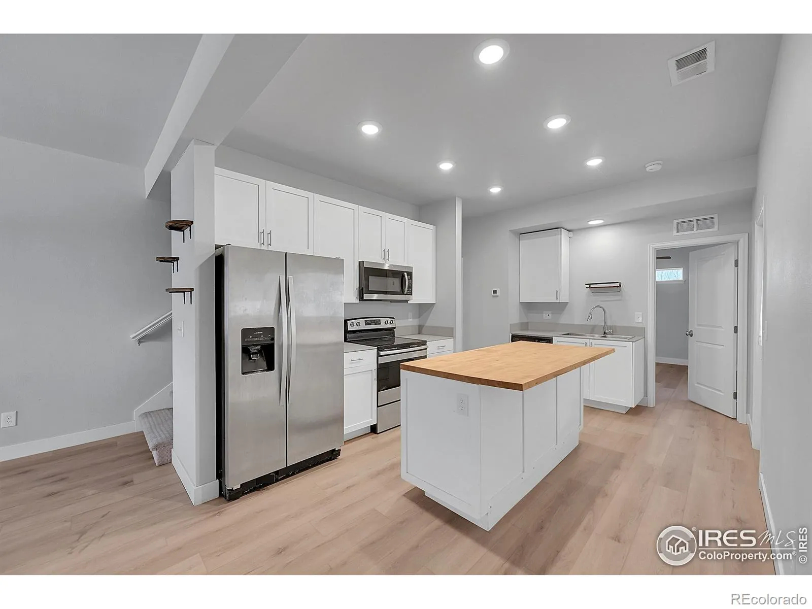 Wellington Row Condos