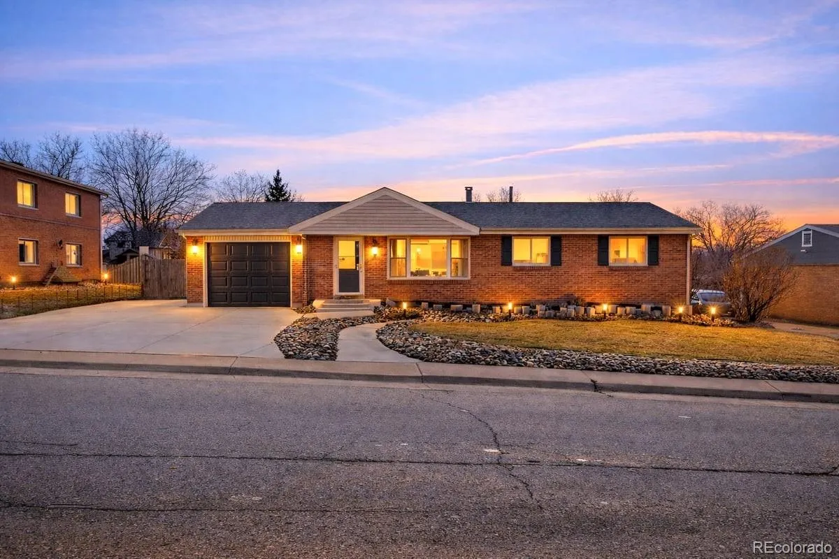 Walnut Hills 1st Flg