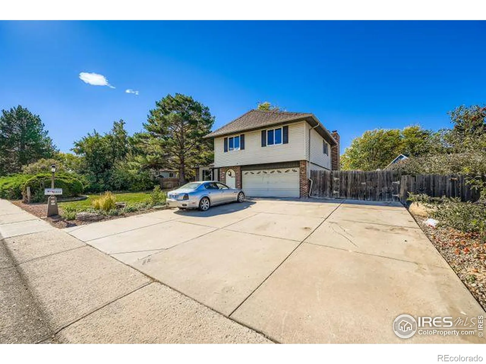 Longmont Estates Lakeshore