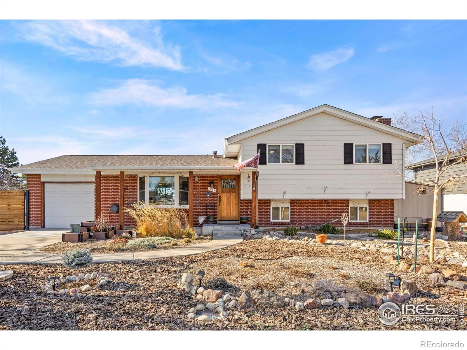 Ridgeview Hills 3rd Flg