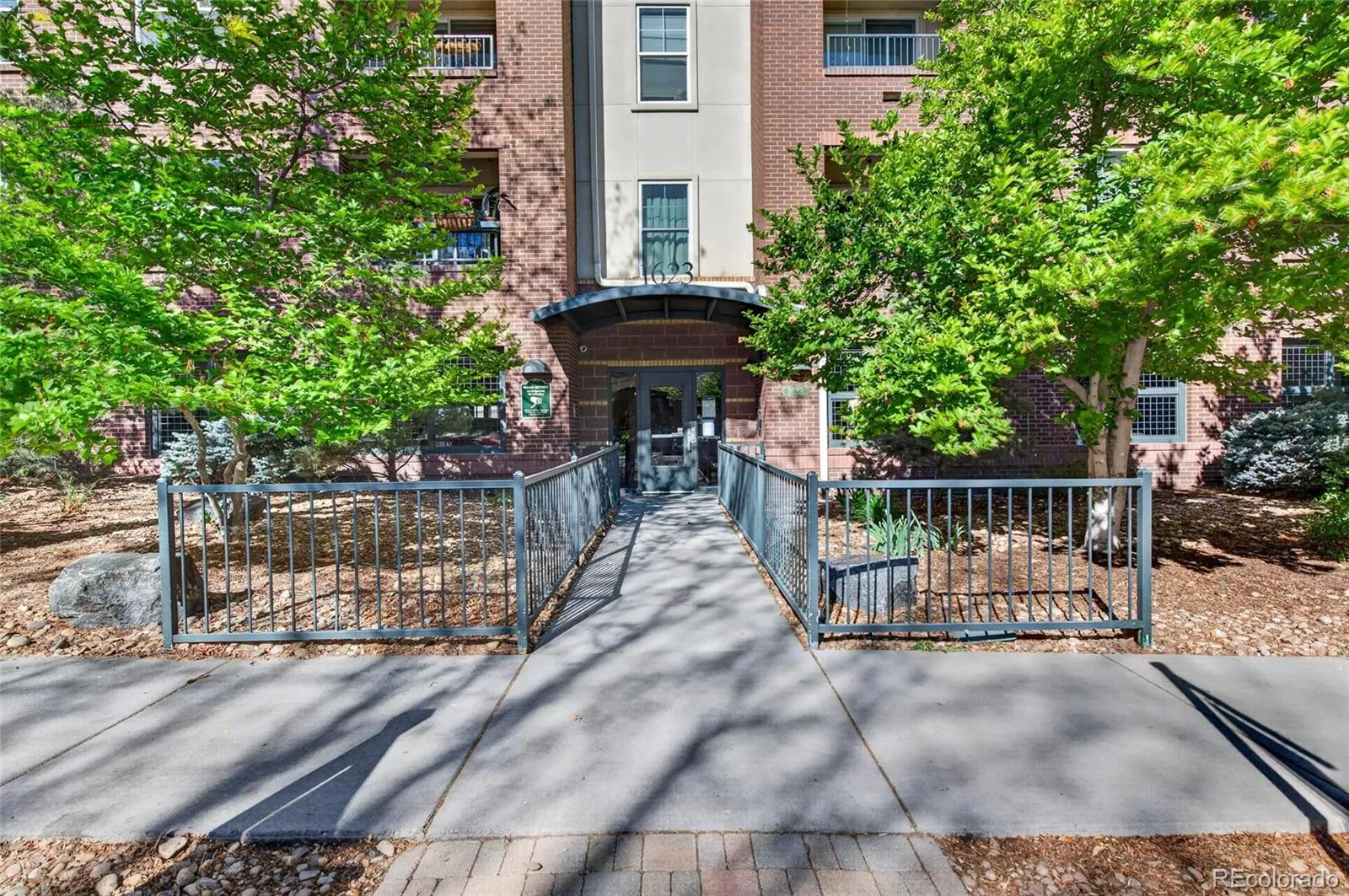 Legacy at City Park South Condos