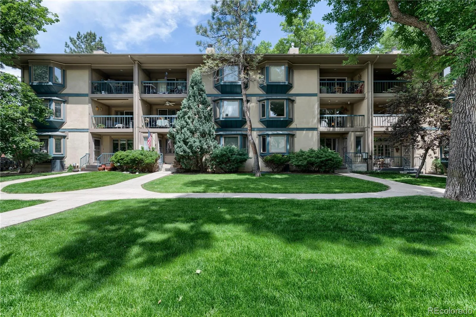 400 Emery Street Condos