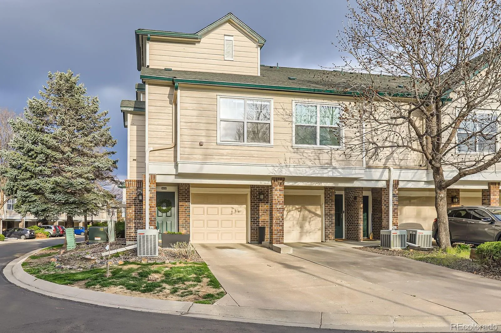 Saddlebrook at Rock Creek Condos