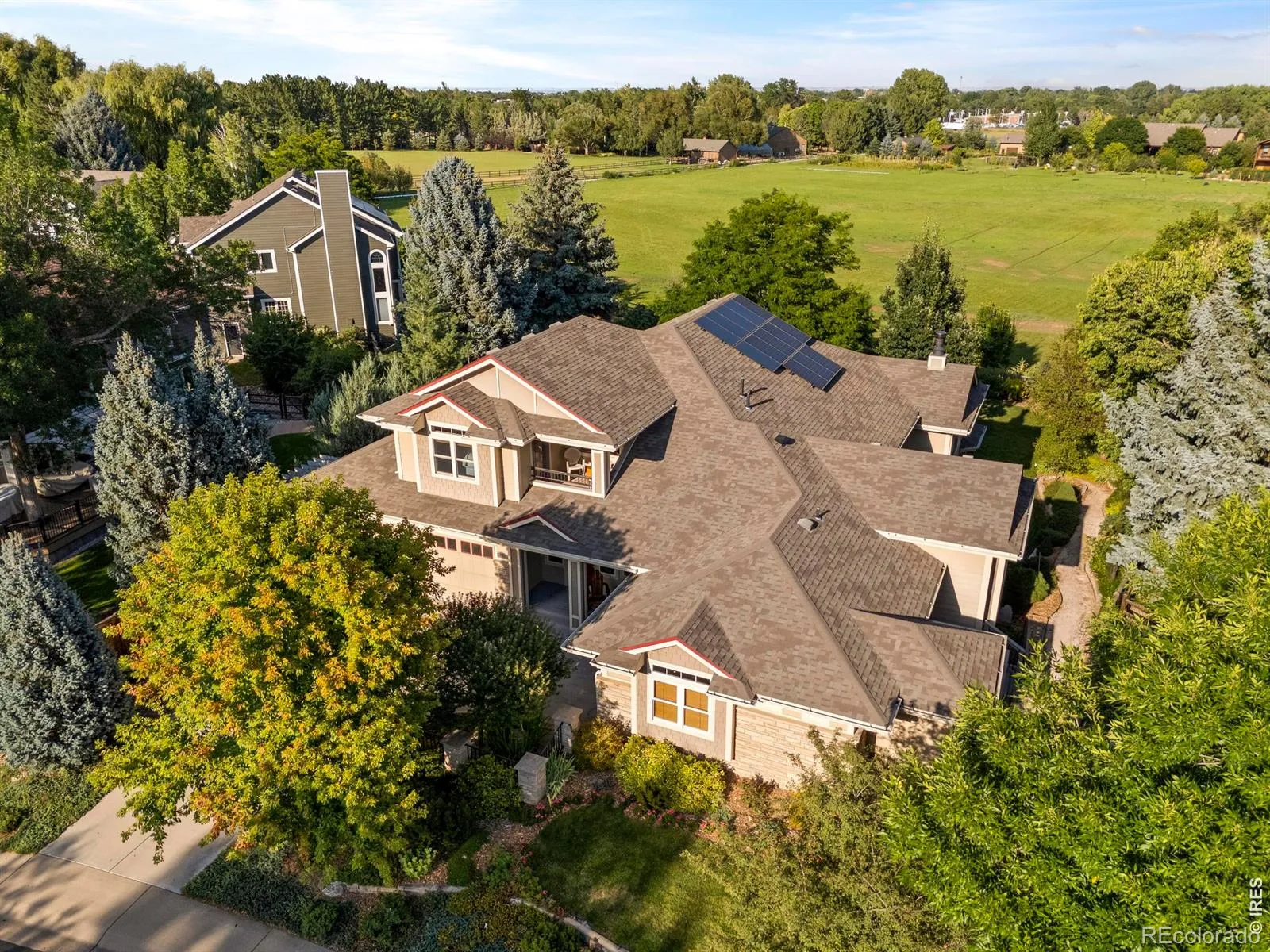 Clarendon Hills