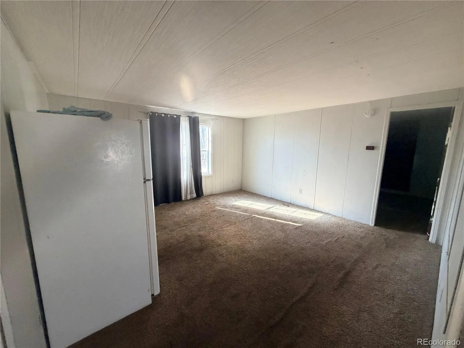 Spacious Living Fg#4