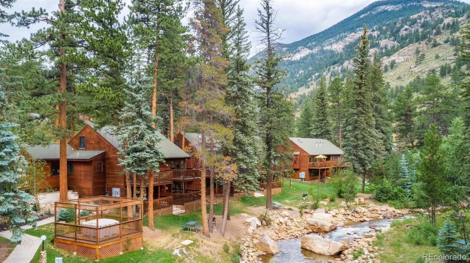 Creekside Suites Condos