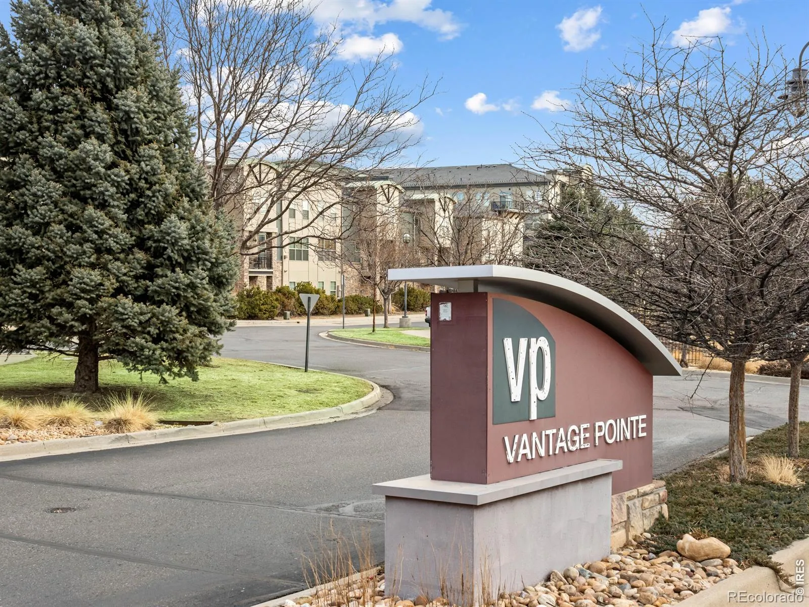 East Village Flats At Vantage Pointe Condo