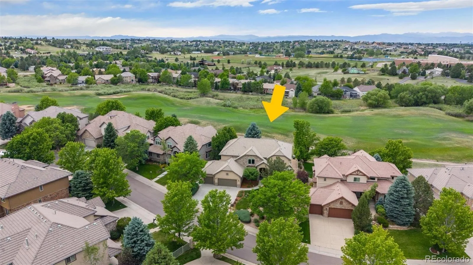 Saddle Rock Golf Club