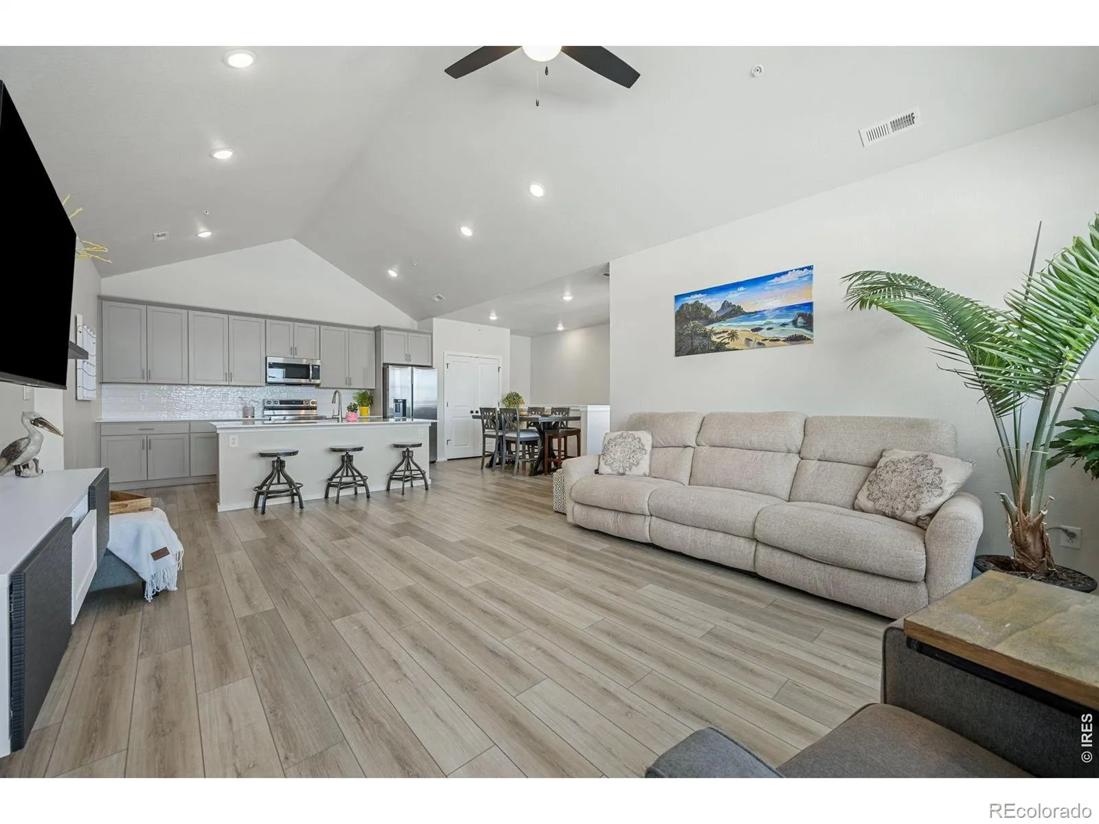 Raindance Flats Condos Supp 7