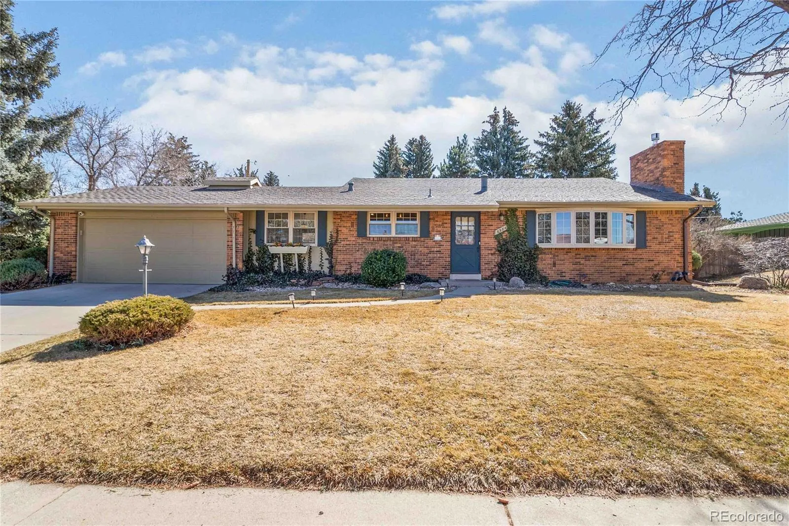Scenic Heights, Hunt-2307