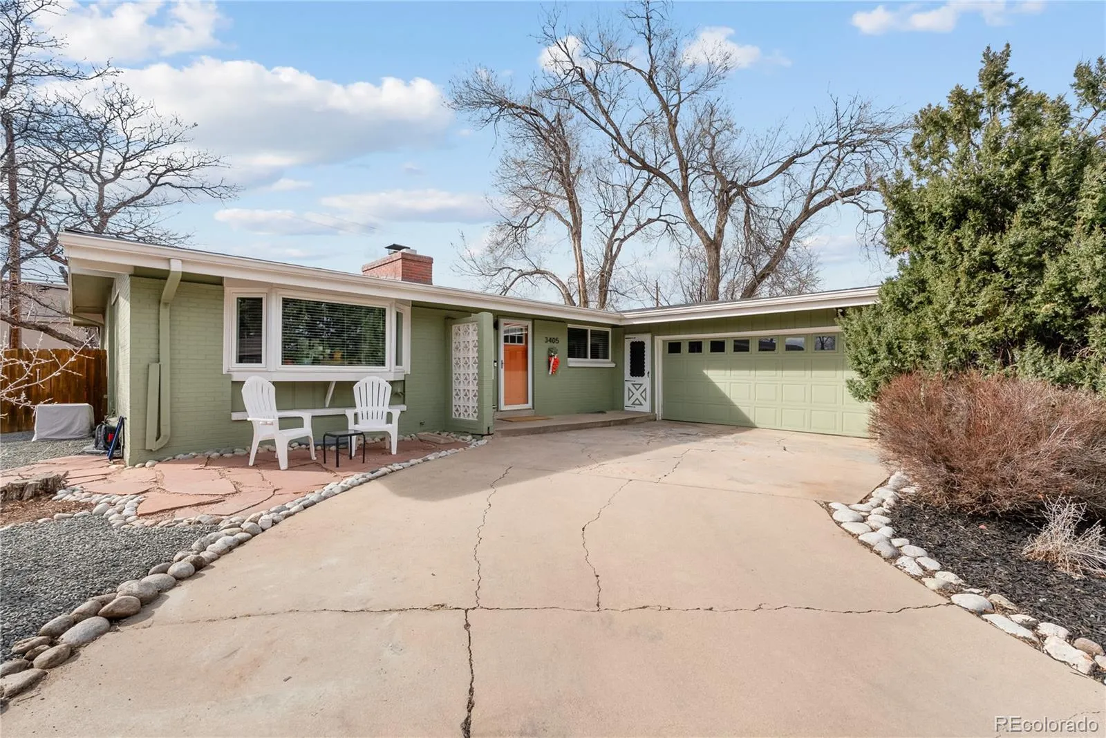 Applewood Village Estates