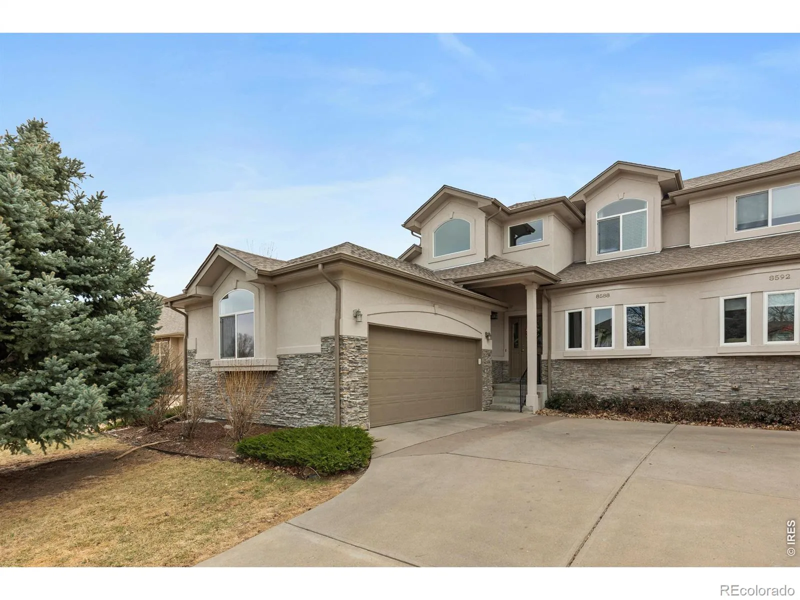 Parkside Trails Condos 4th Amd