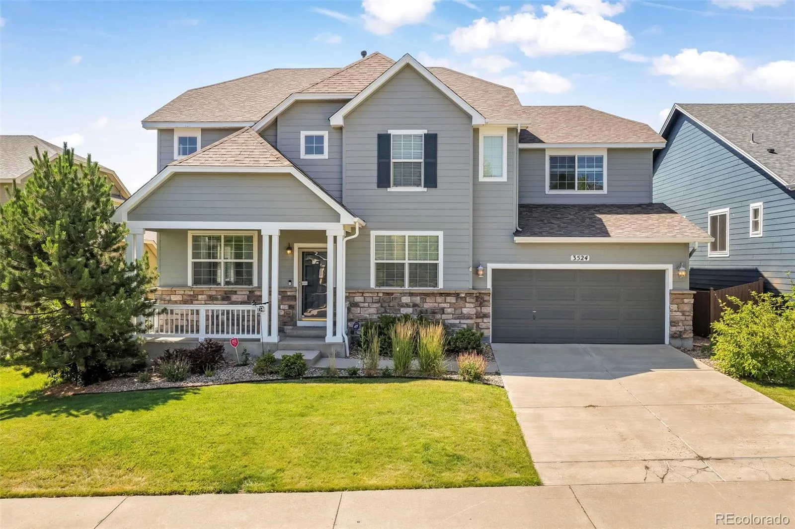 Castle Oaks Estates
