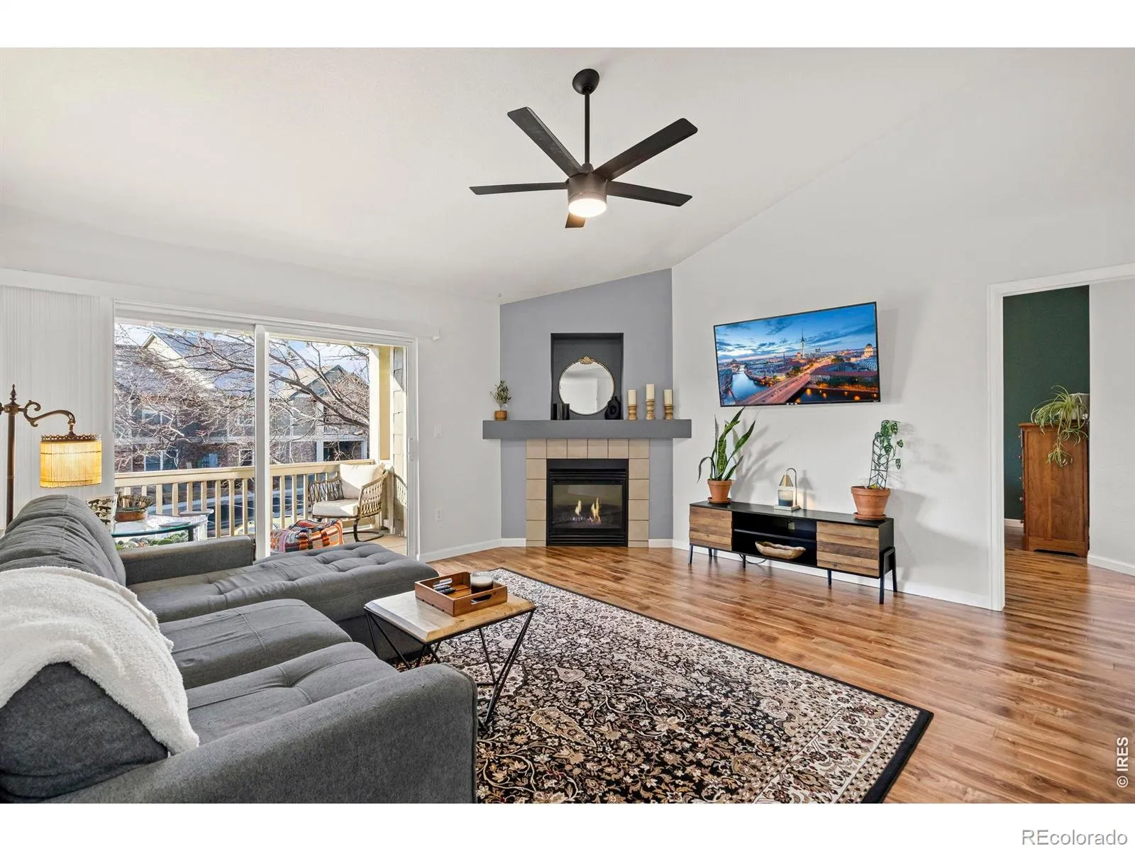 Brookside At Willow Spgs Condos
