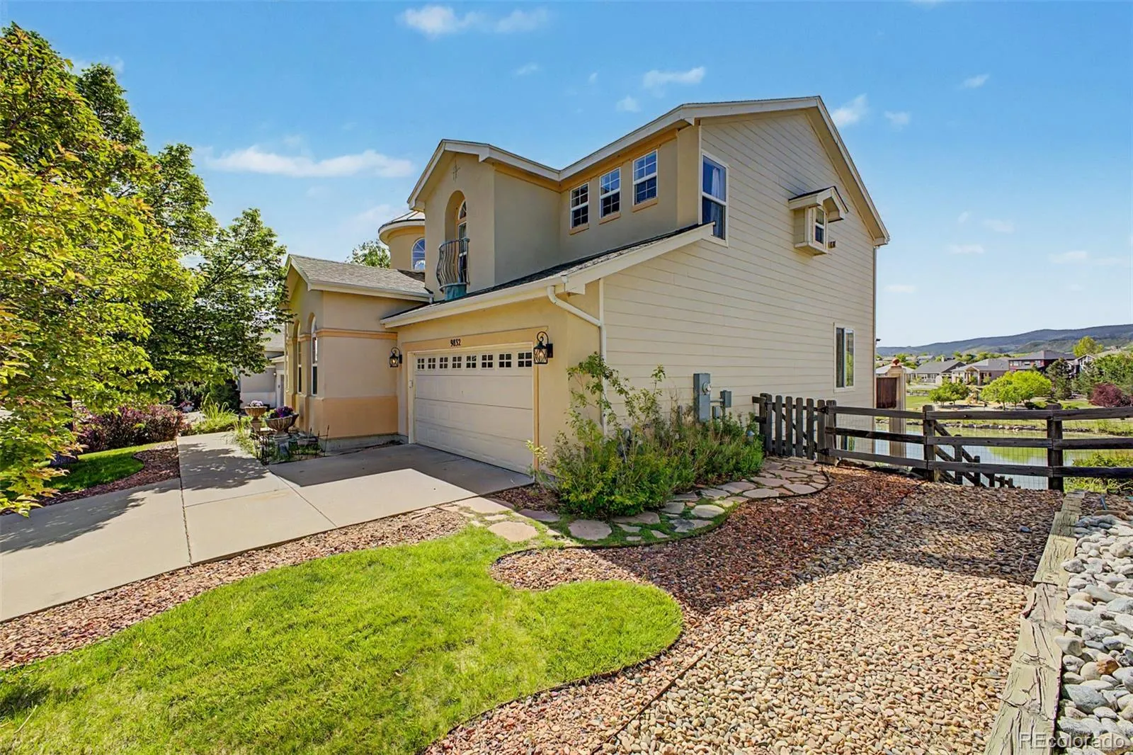 Roxborough Village