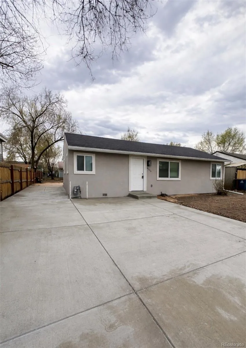 Colorado Manor