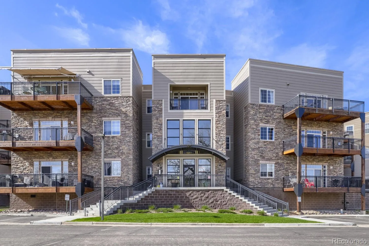 BEAR VALLEY PARK CONDOS