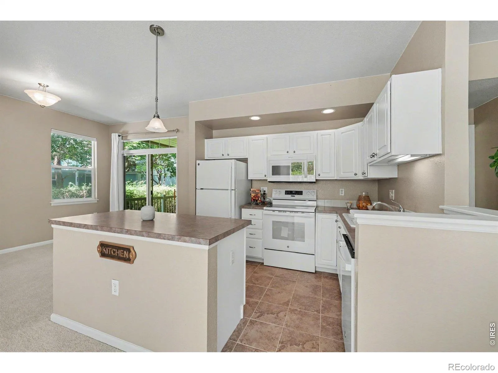 Meadowview 7&8 Condos Ph 9