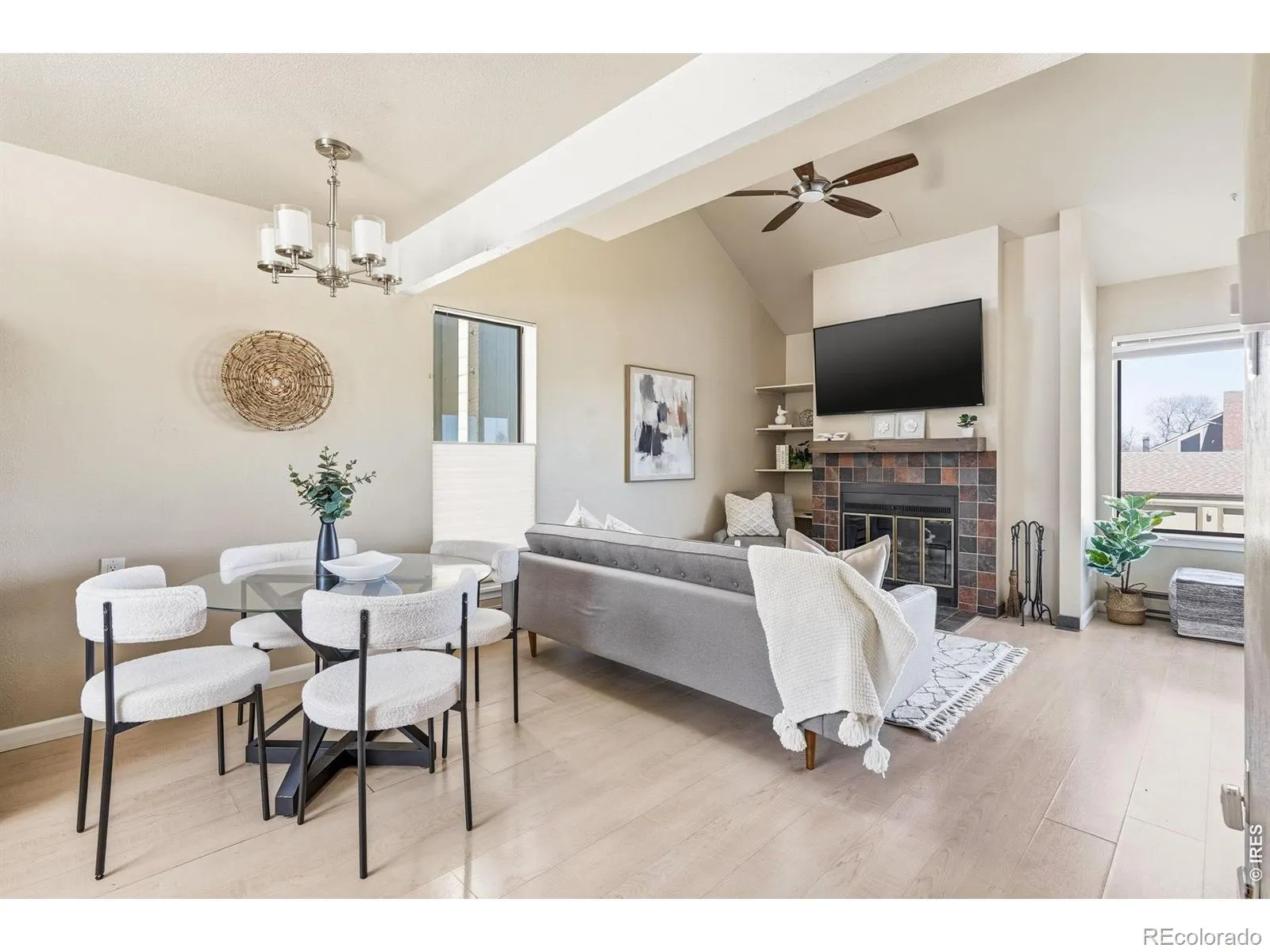 Shanahan Ridge 8 & Condos