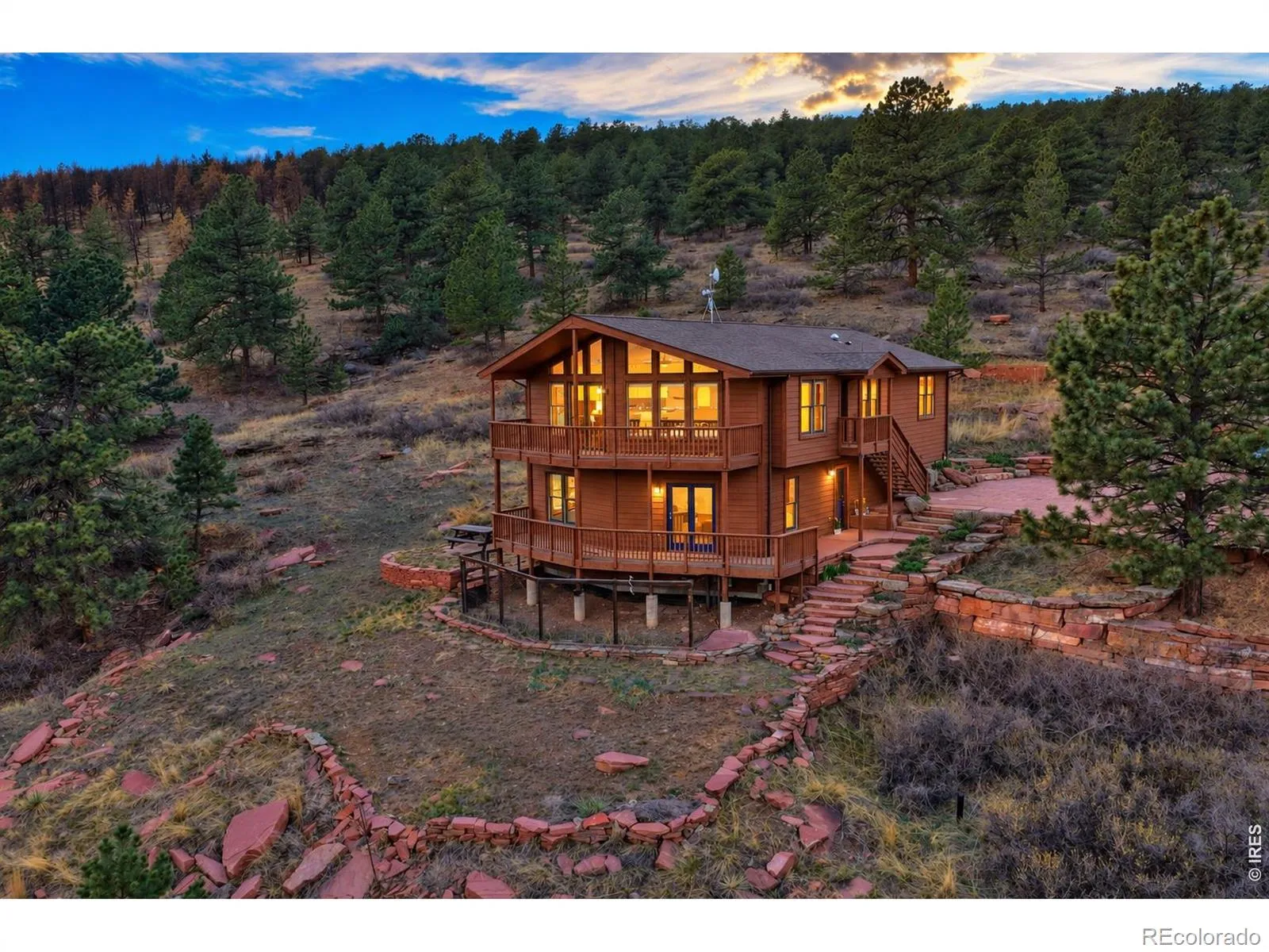 Lyons Area