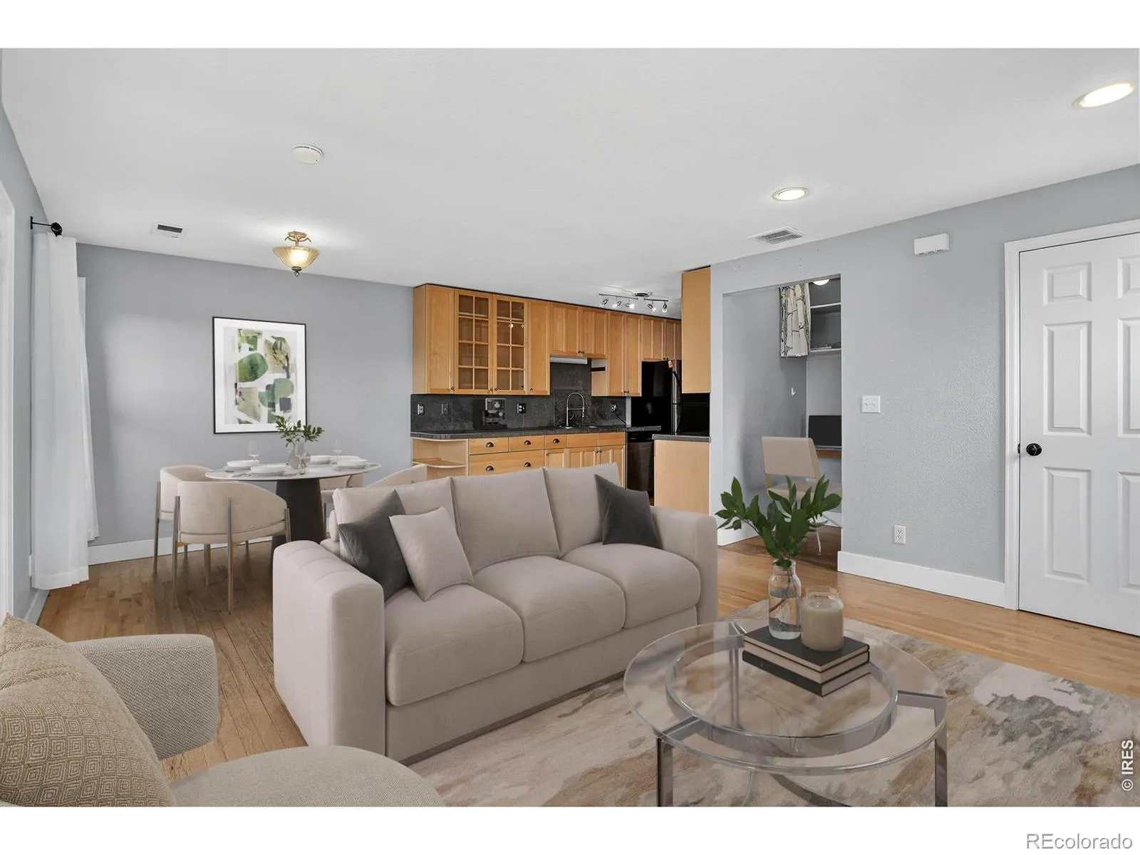 1201-1207 6th Street Condos