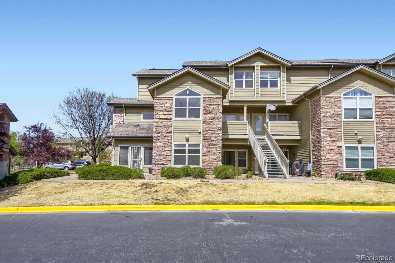 Stone Canyon Condo Bldg 16