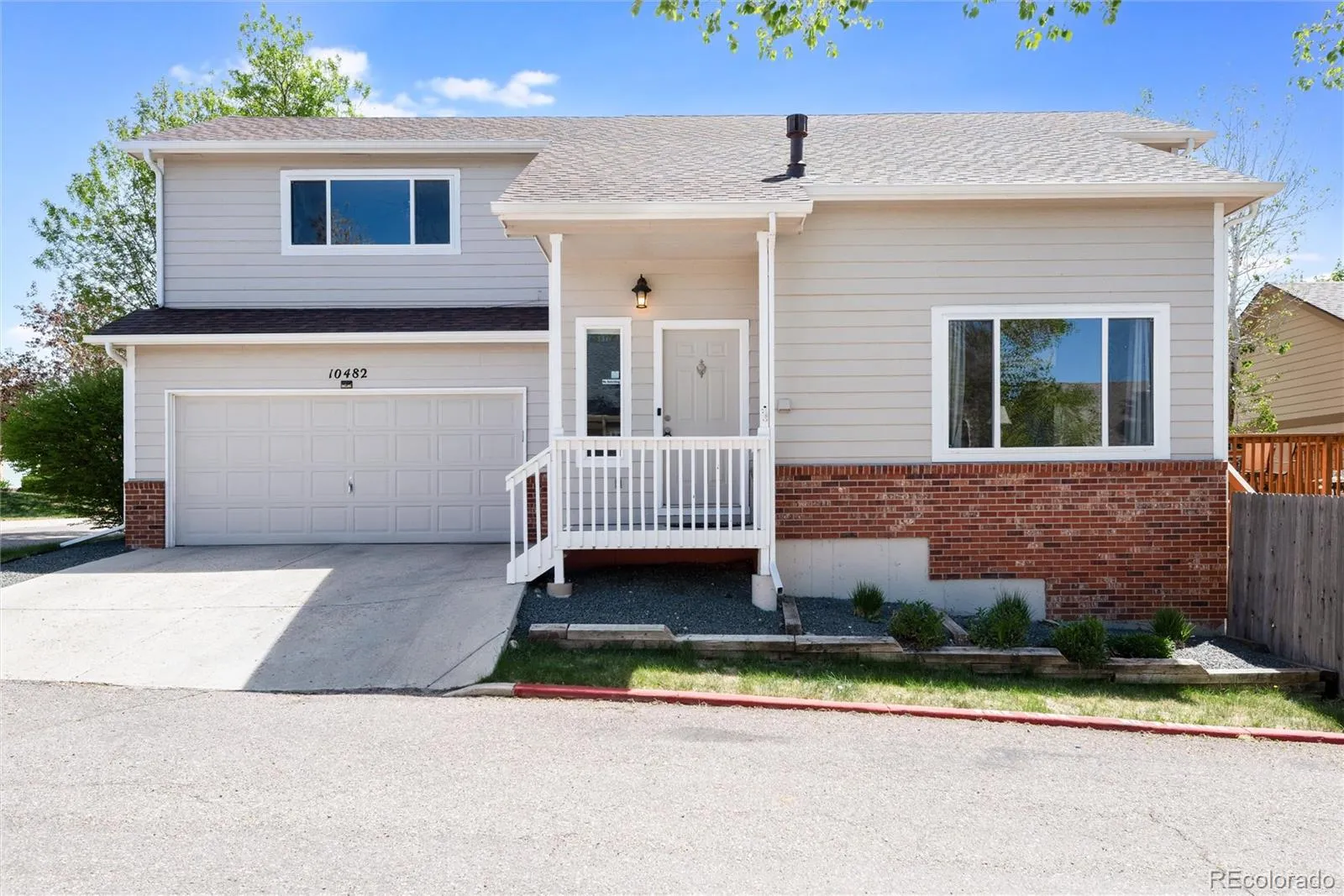 Lakecrest Courtyard Homes