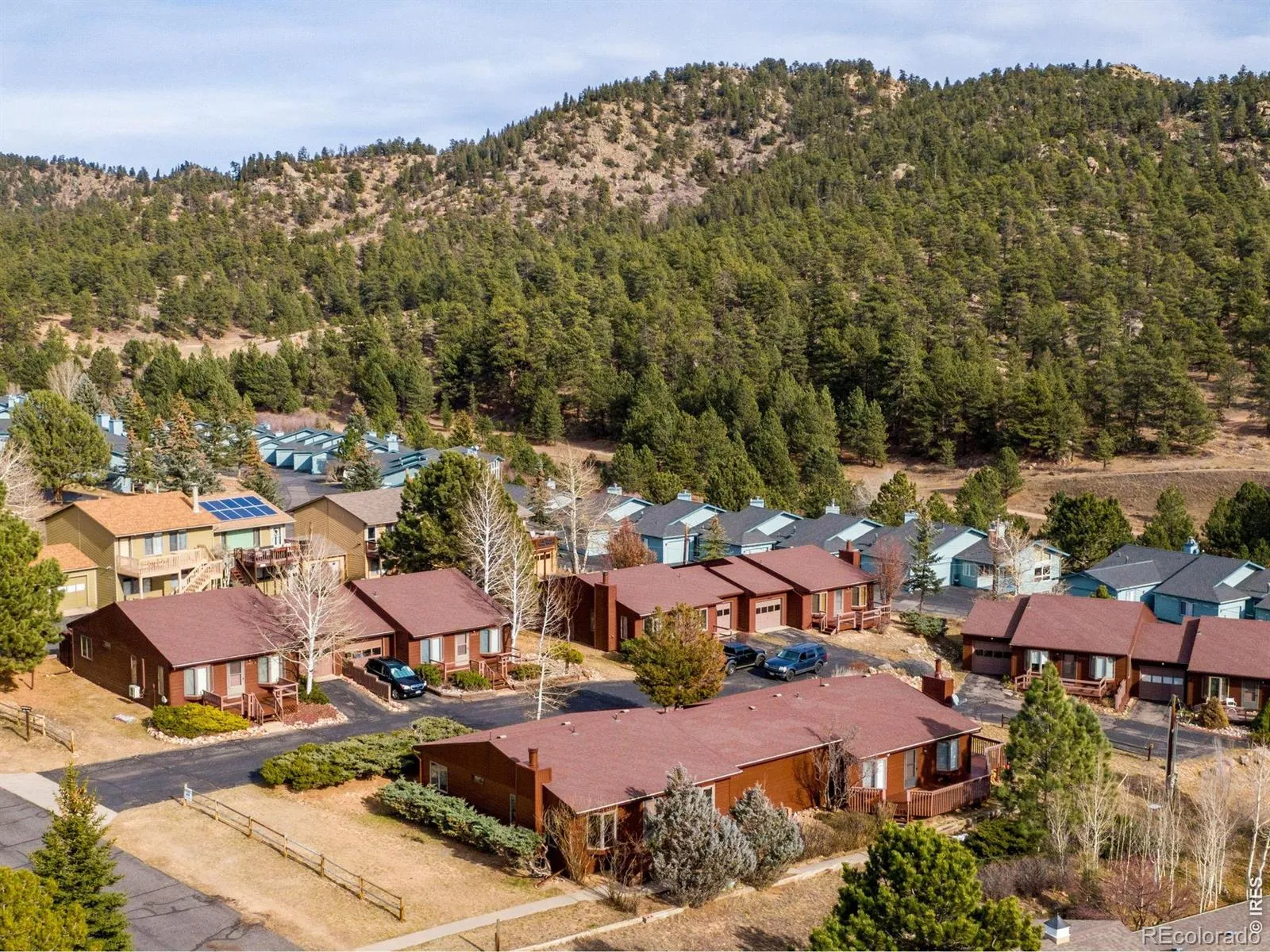 Lone Pine Vista Condo