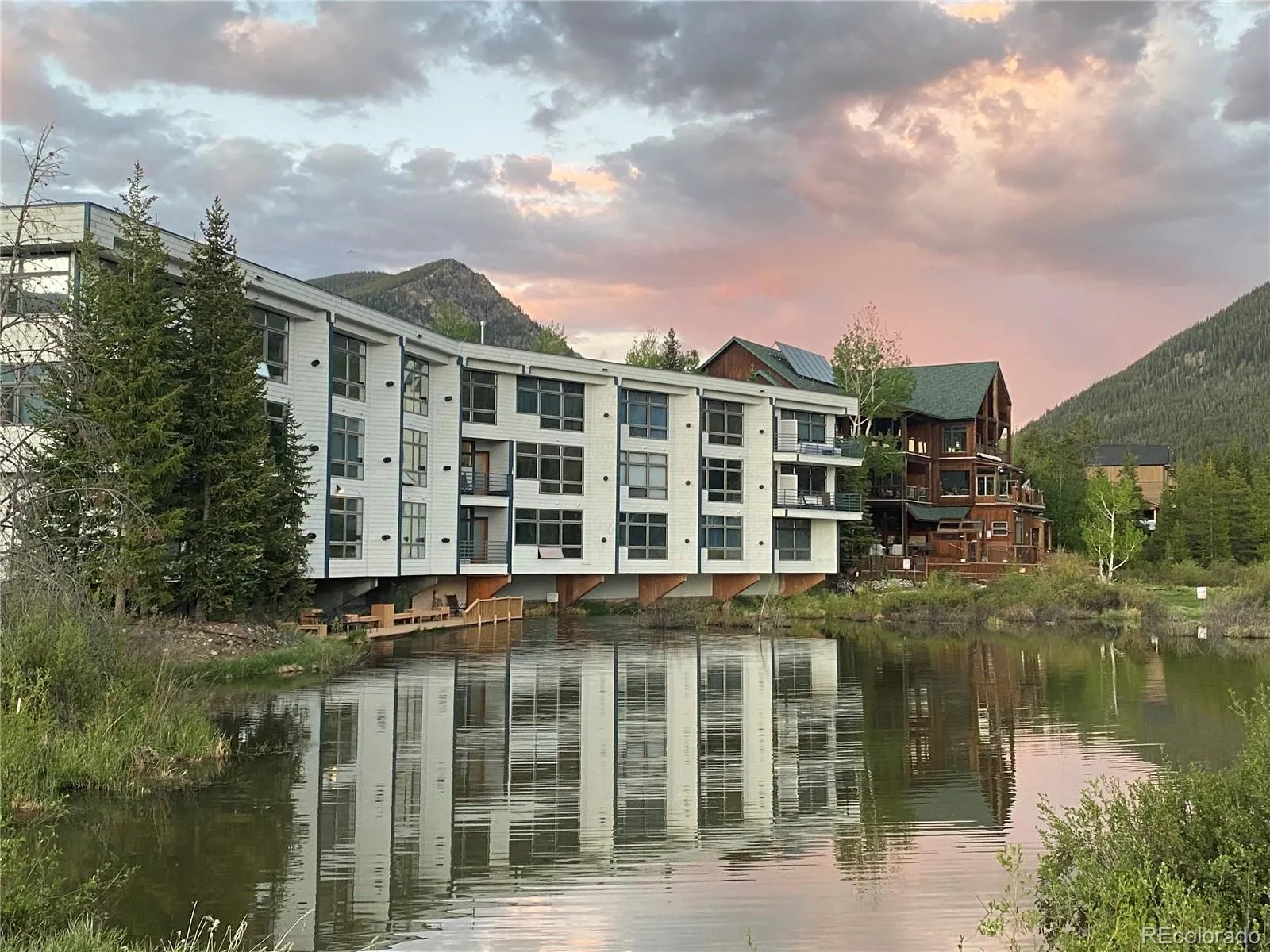 River Bank Lodge Condo