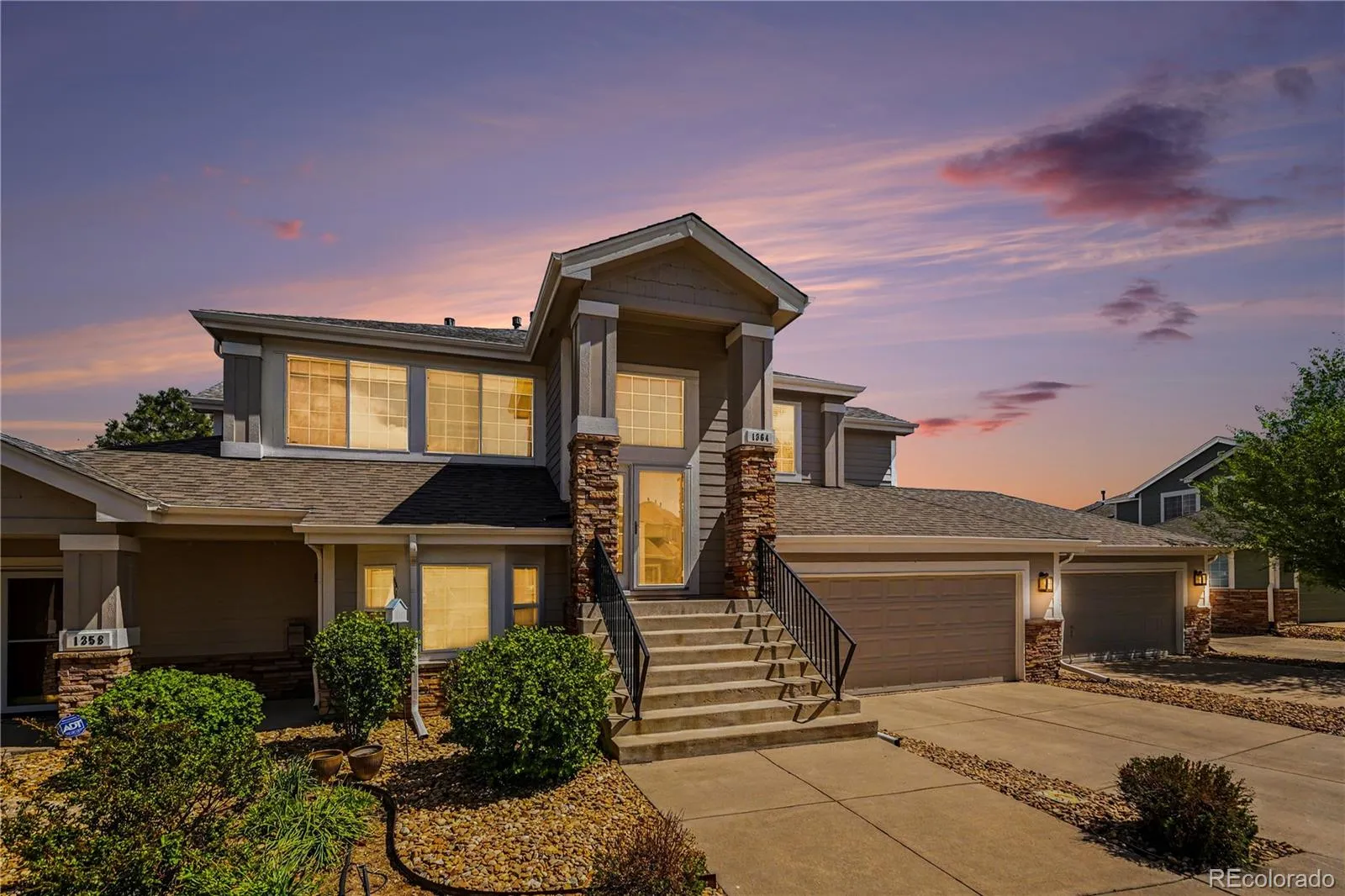 Villa Carriage Homes at Pineridge Condos