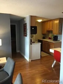 Dahlia House Condos