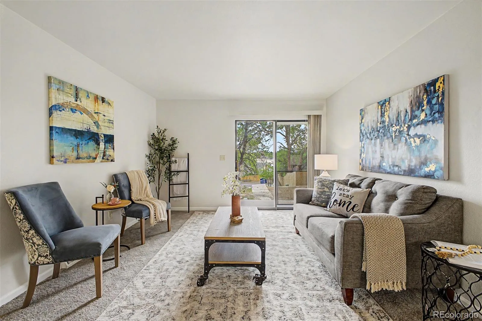 The Quays Townhomes-Lake Arbor