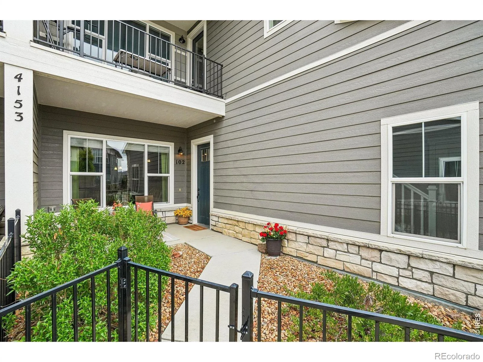 Discovery at The Lakes At Centerra Condos