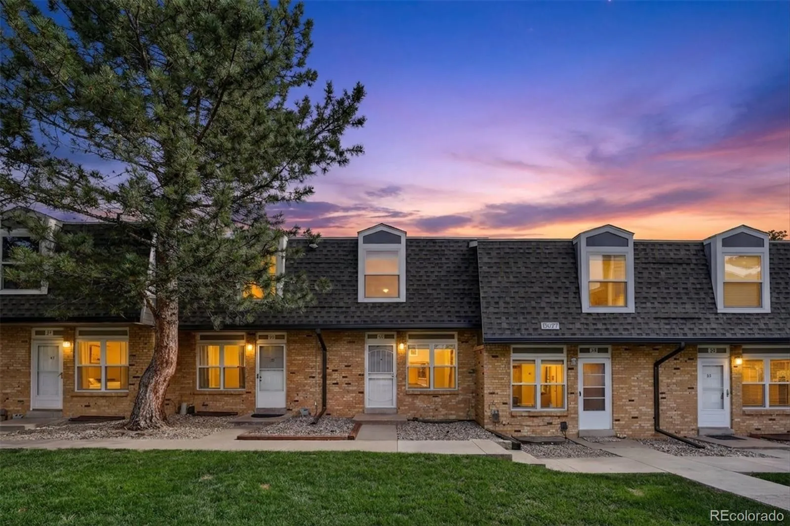Lochwood Chateau Condo