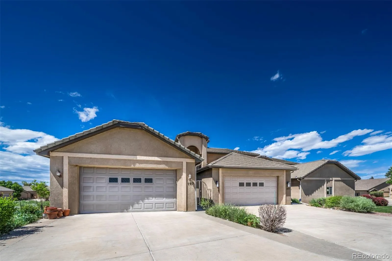Aberdeen Bluff Townhomes