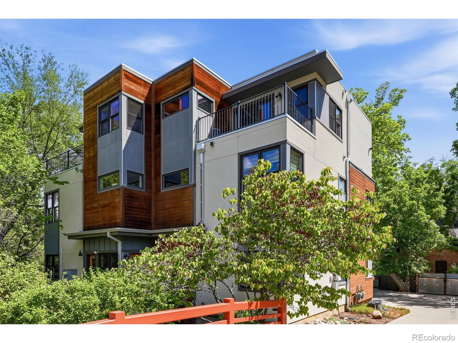 Walnut Creek Condos 4th Supp