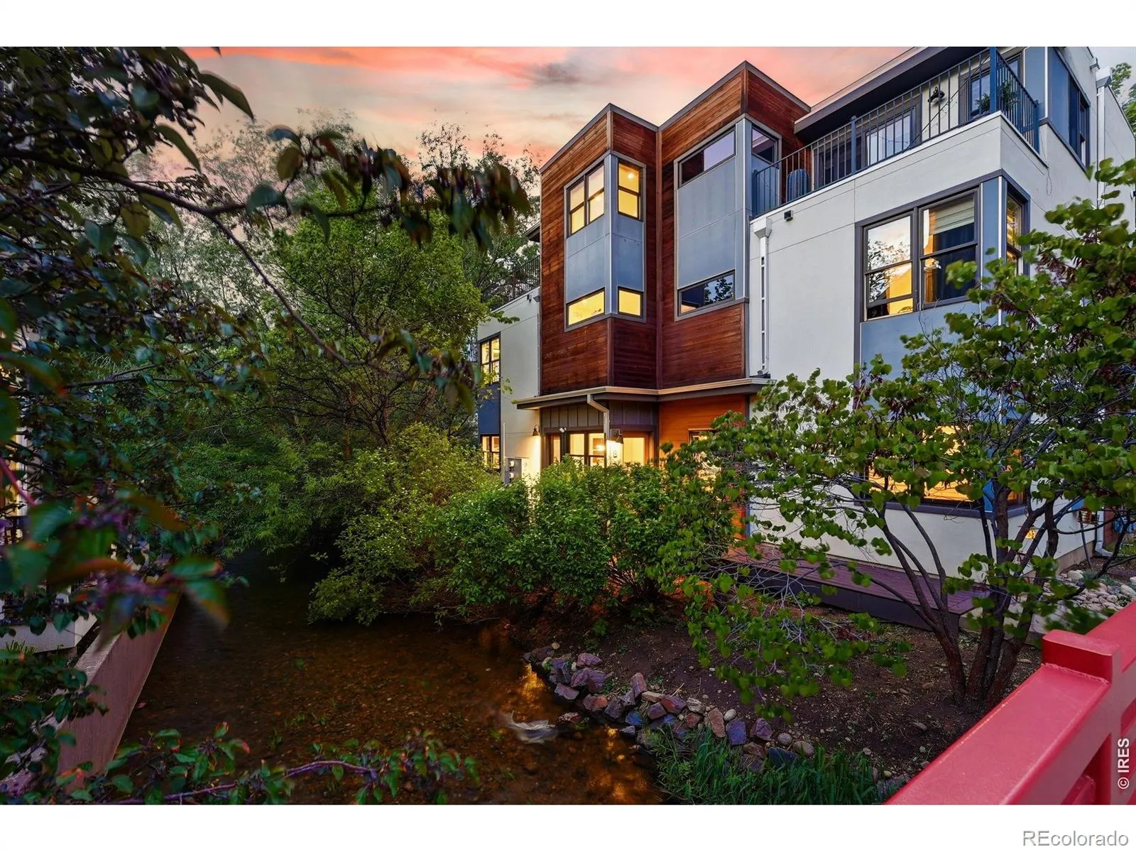 Walnut Creek Condos 4th Supp