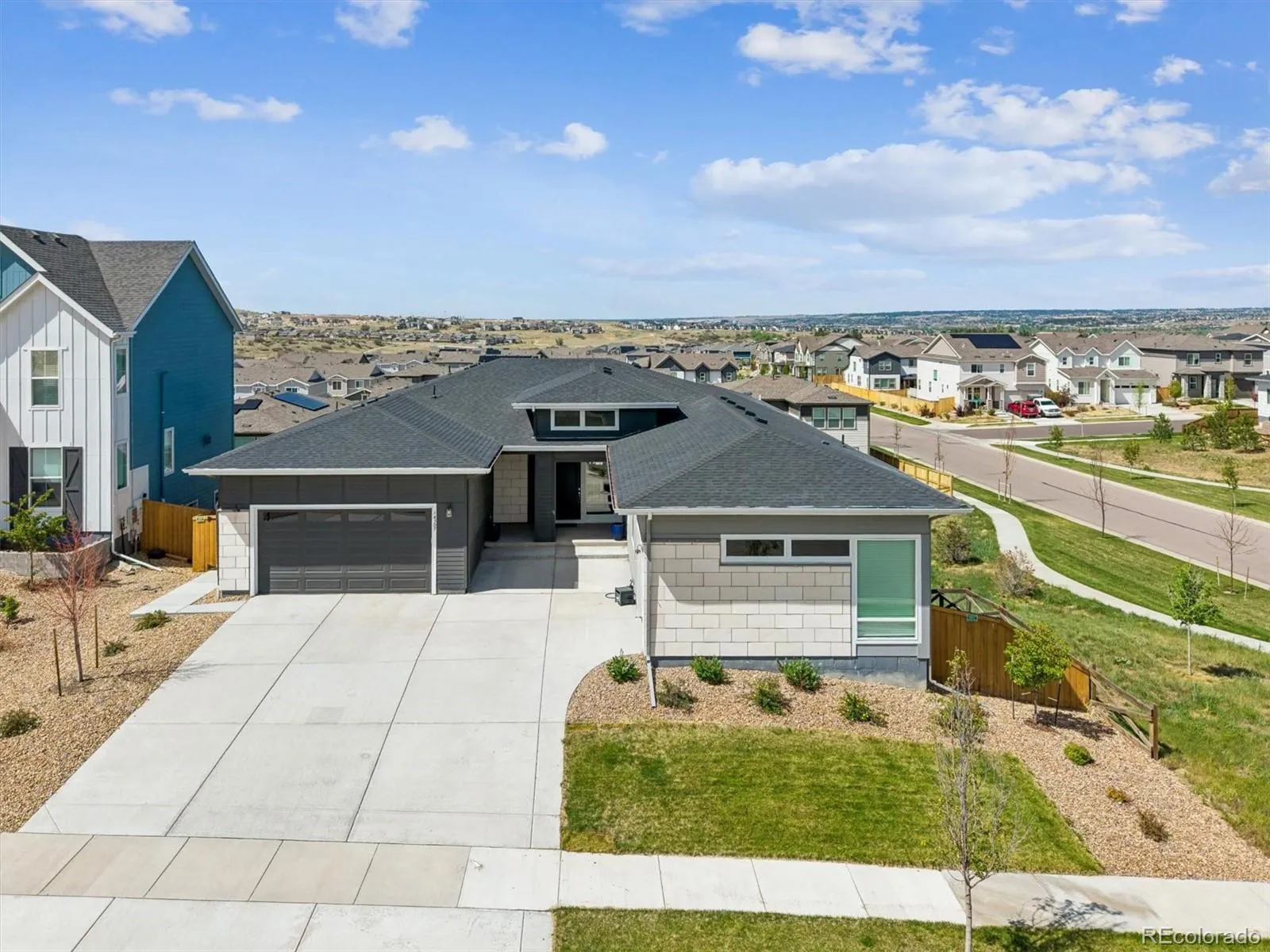 Trails At Crowfoot